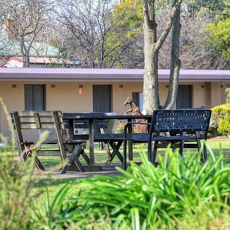 Hamilton Hume Motor Inn Yass Exterior foto
